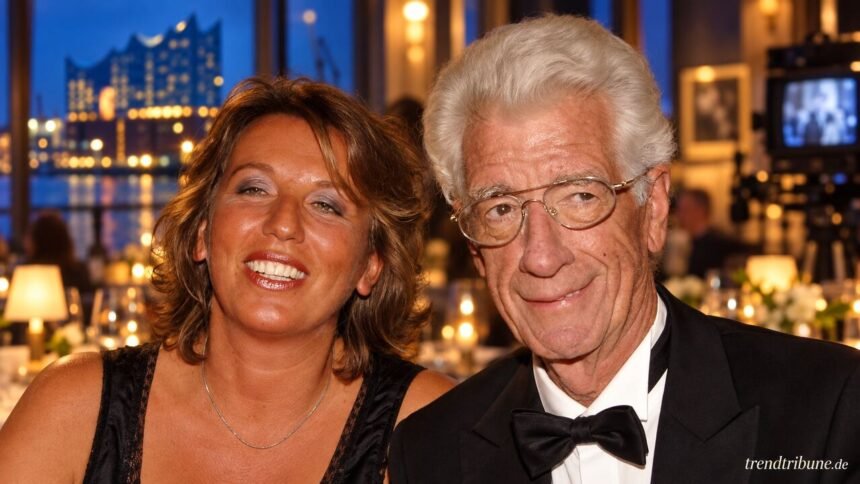 Simone Felischak mit Rudi Carrell in einer Hamburger Abendkulisse